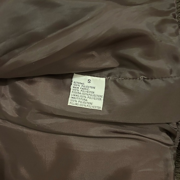 Cozy Fall Chocolate Brown Italian Puffer Vest with Embroidered Logo - Picture 5 of 6